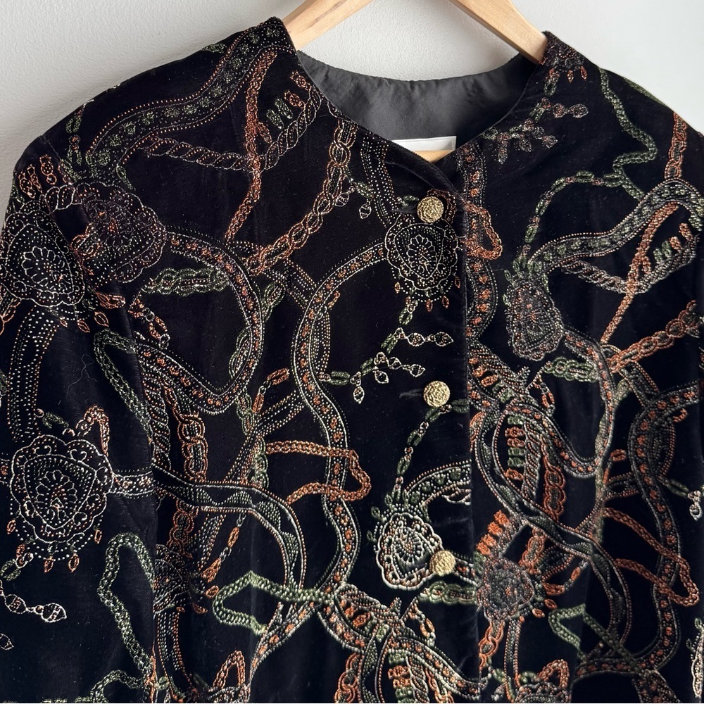 Vintage Artsy Velvet Jacket Womens 14 Petite Black Elegant Sophisticated EUC - Picture 3 of 13